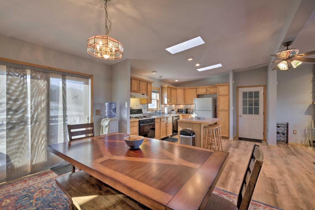 Catskills Mtn Retreat With Panoramic View And Fire Pit Cornwallville Exterior photo